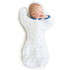 SwaddleDesigns Transitional Swaddle Sack Arm-Up Sleeves promotes self-soothing and breathable comfort.