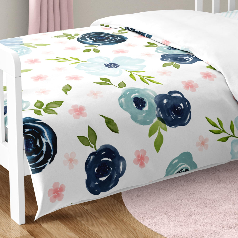 Sweet Jojo Designs 5-piece bedding set ready for quick setup