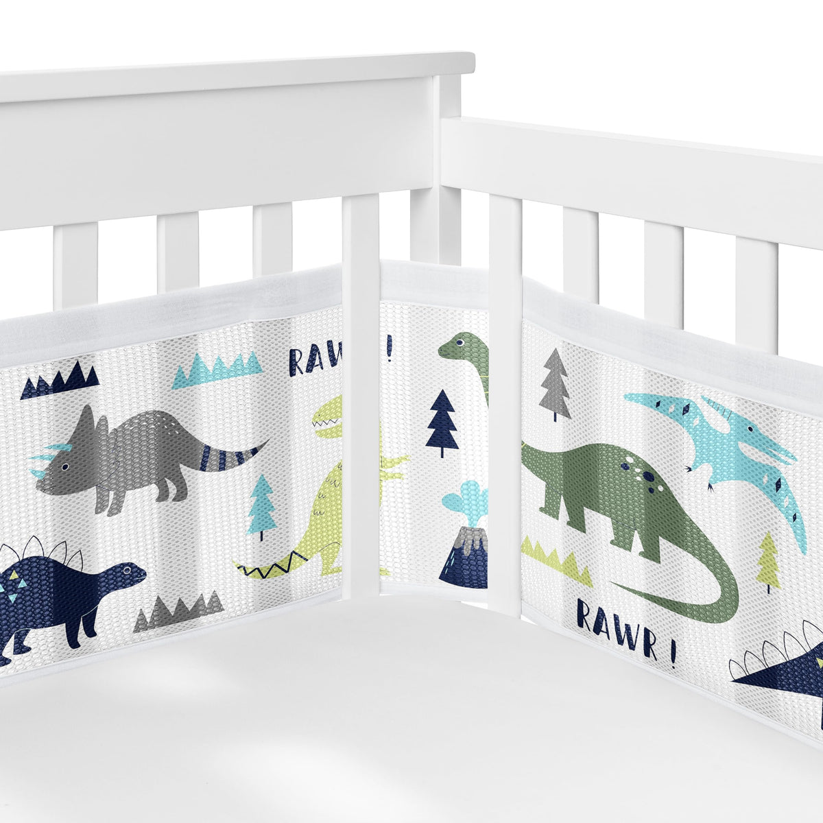 Sweet Jojo Designs breathablebaby long panel liner keeps sides taut while promoting airflow.