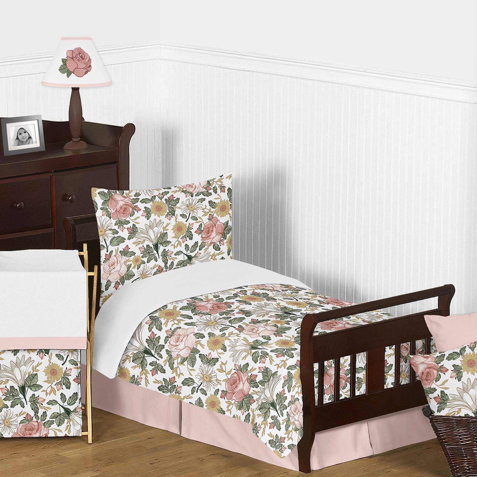 Sweet Jojo Designs brushed microfiber playmat texture is gentle and easy to clean.