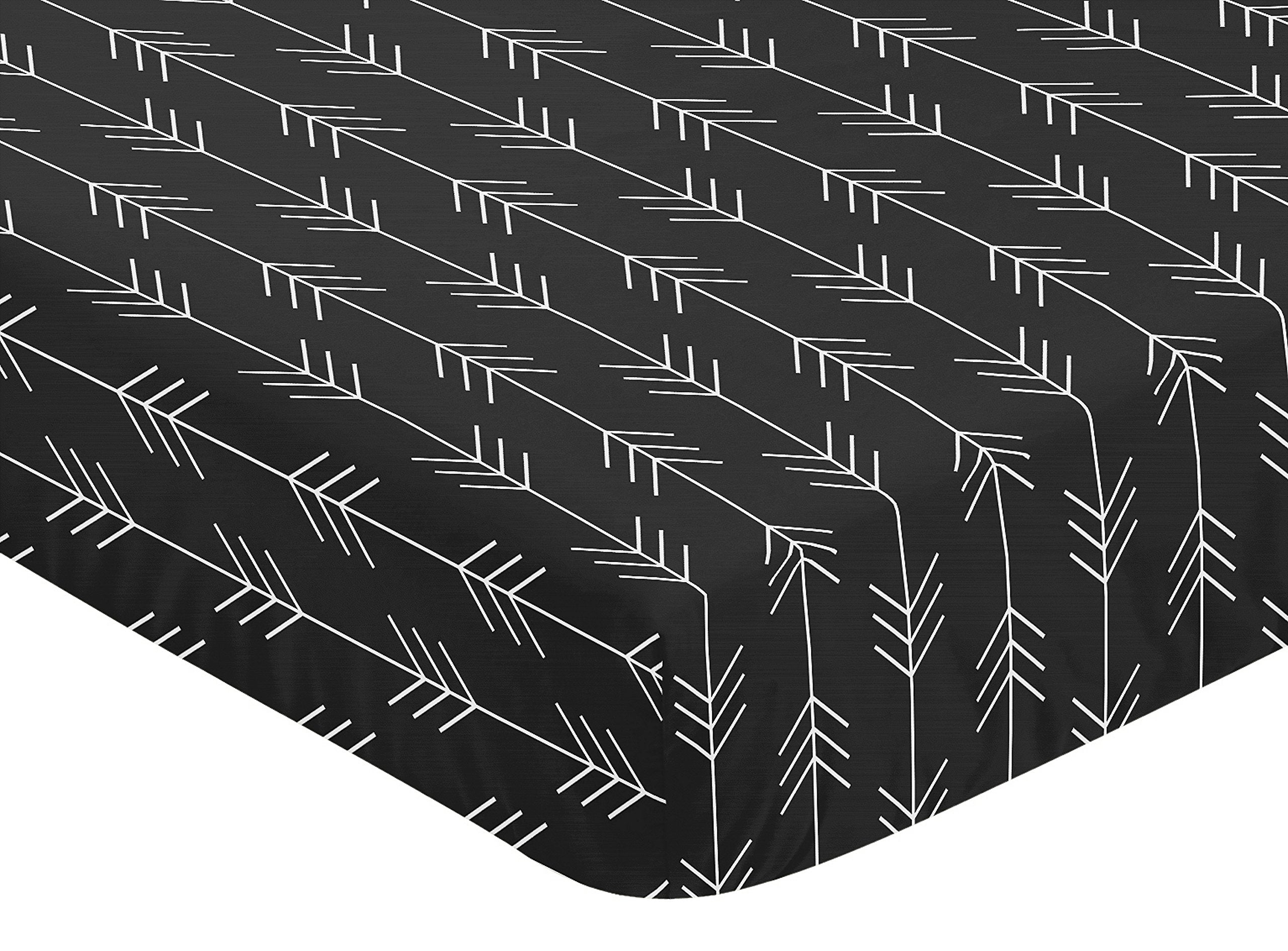 Sweet Jojo Designs fully elastic-bottom crib sheet angled view ensures secure crib or toddler bed fit