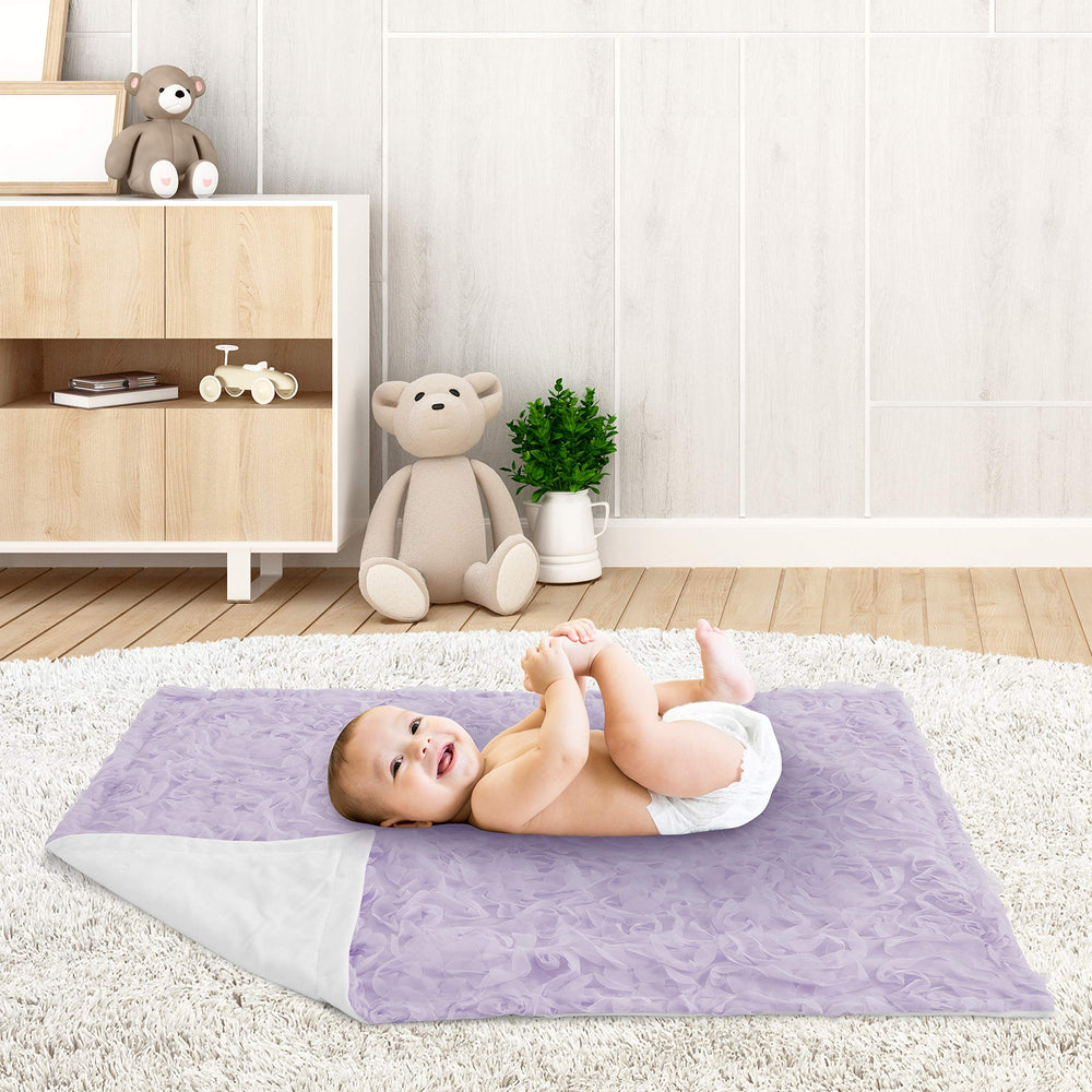 Sweet Jojo Designs soft white minky reverses provide lightweight warmth for stroller and car-seat snuggles.