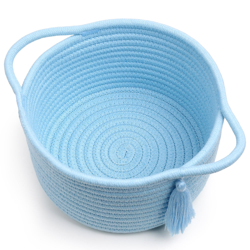 SweetMemo small-plant-basket serves as a container for tiny plants or pots.