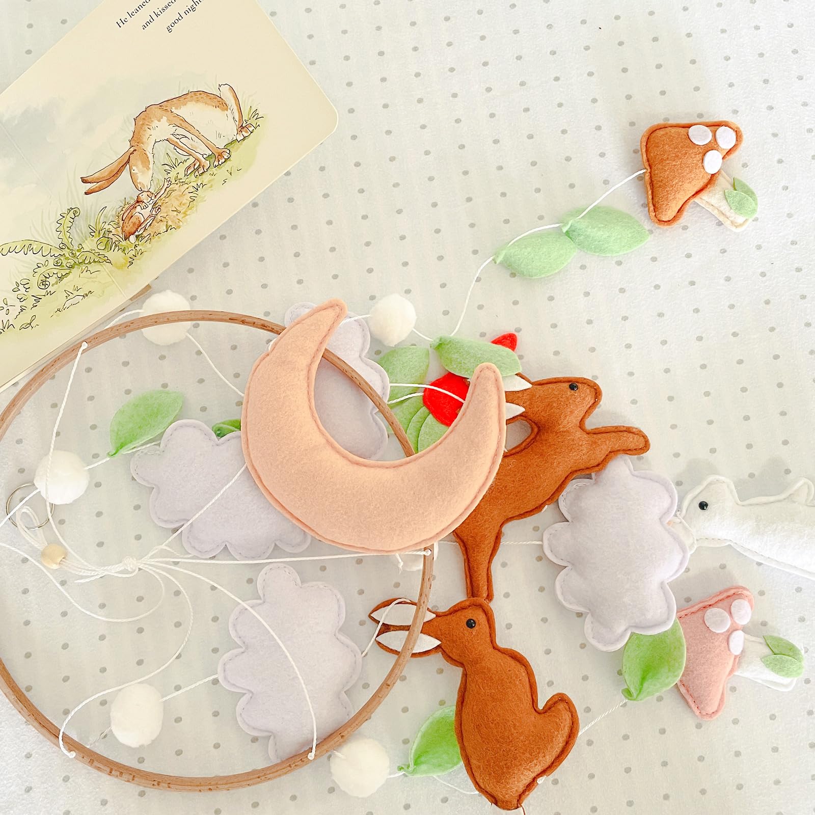 Sweety Baby minimalist-woodland-mobile fits compact spaces with serene style.