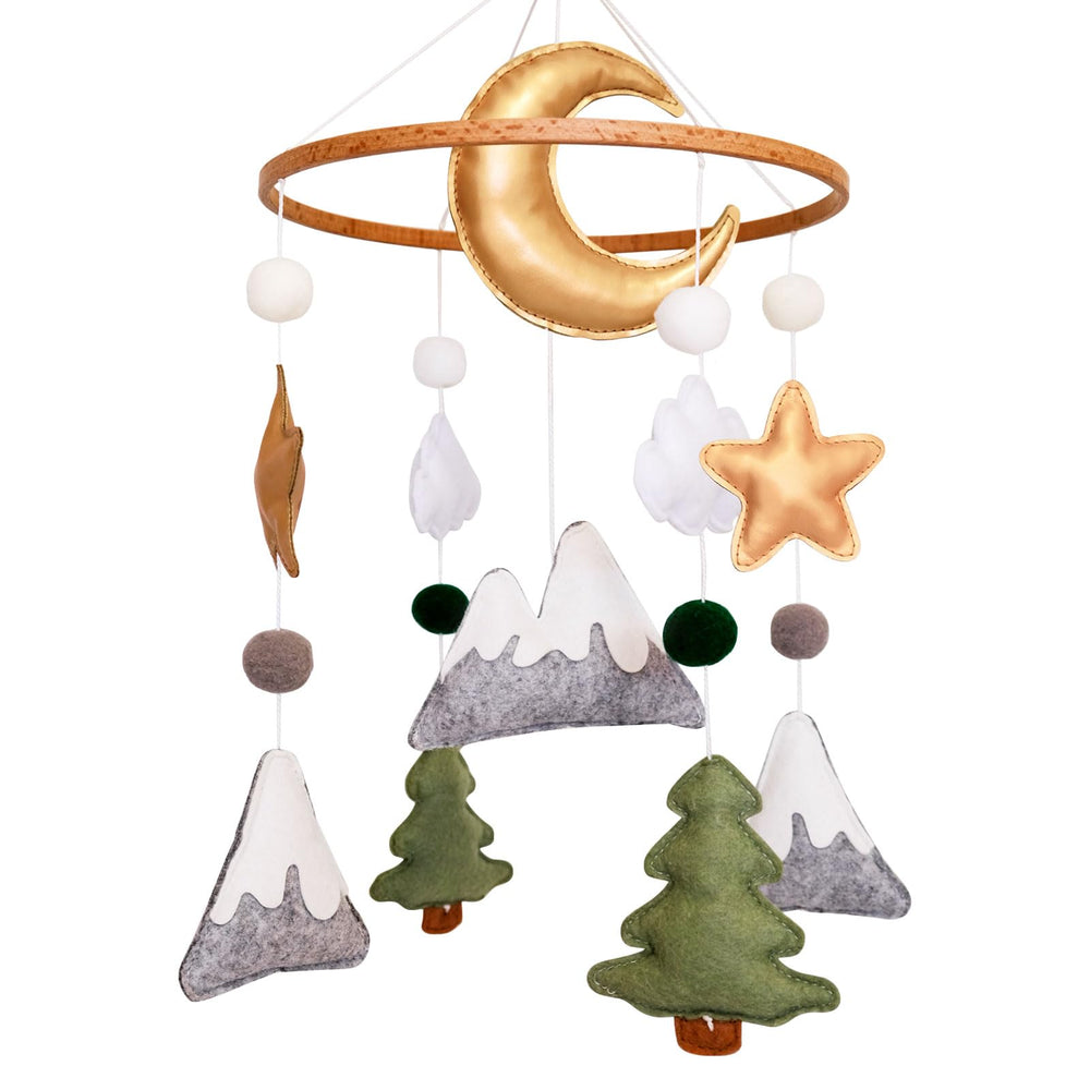 Sweety Baby Woodland Mountain Mobile showcases soft felt peaks above a peaceful crib scene