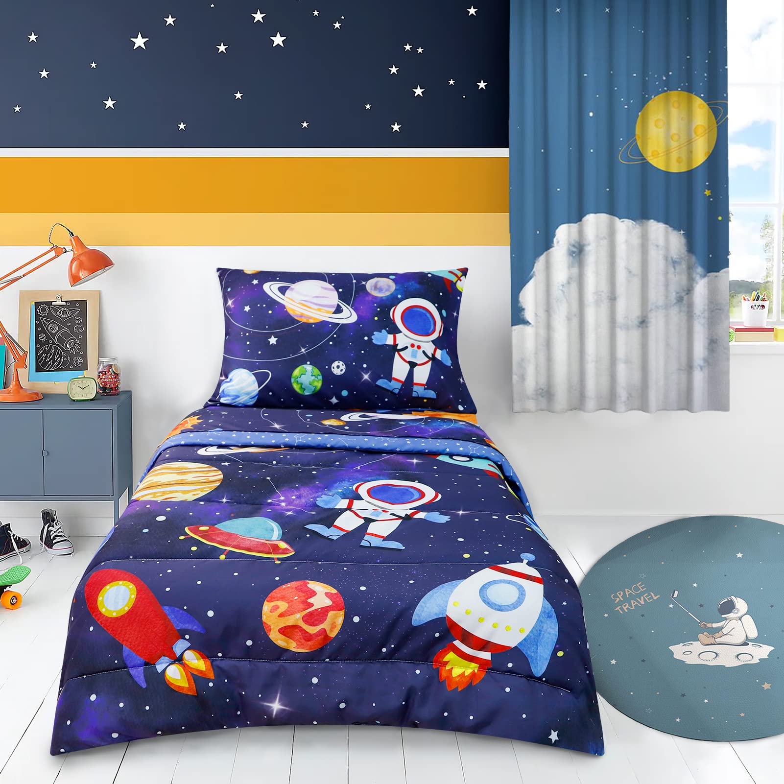 SWESEN Space Bedding fitted sheet—snug fit and durable microfibers.