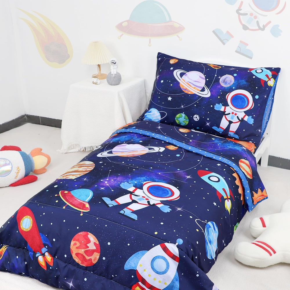 SWESEN Space Bedding flat sheet—easy care and smooth feel.