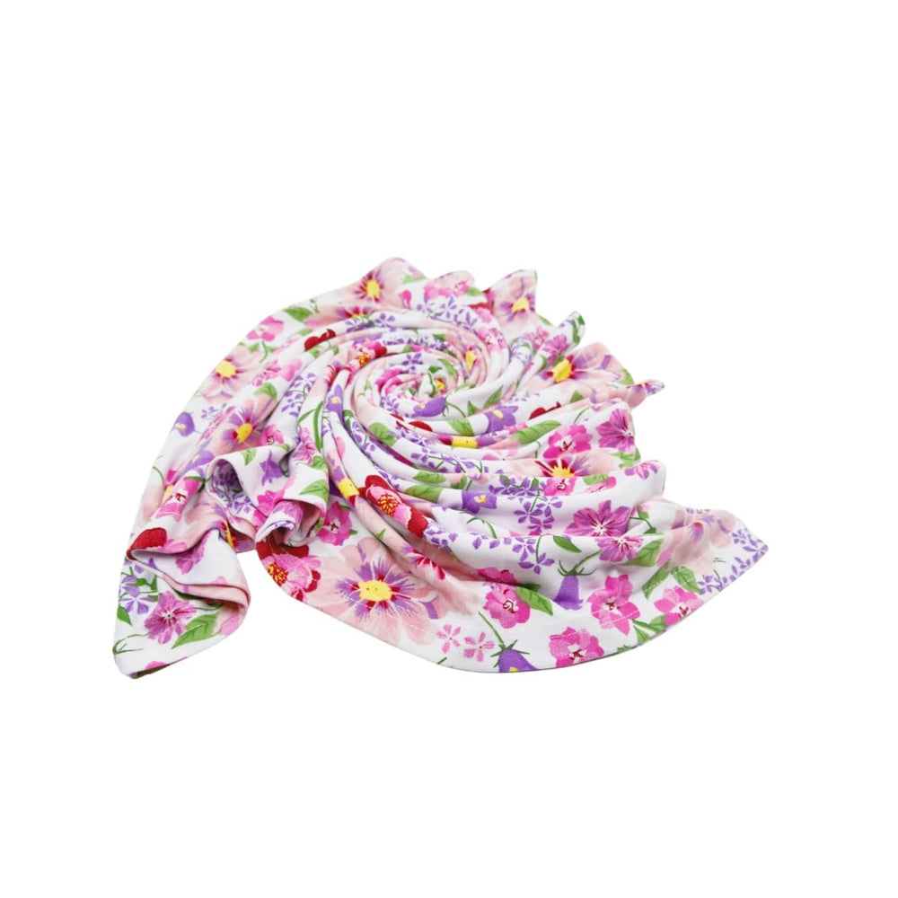 Synrroe gift-ready baby cover ideal for showers and new moms.