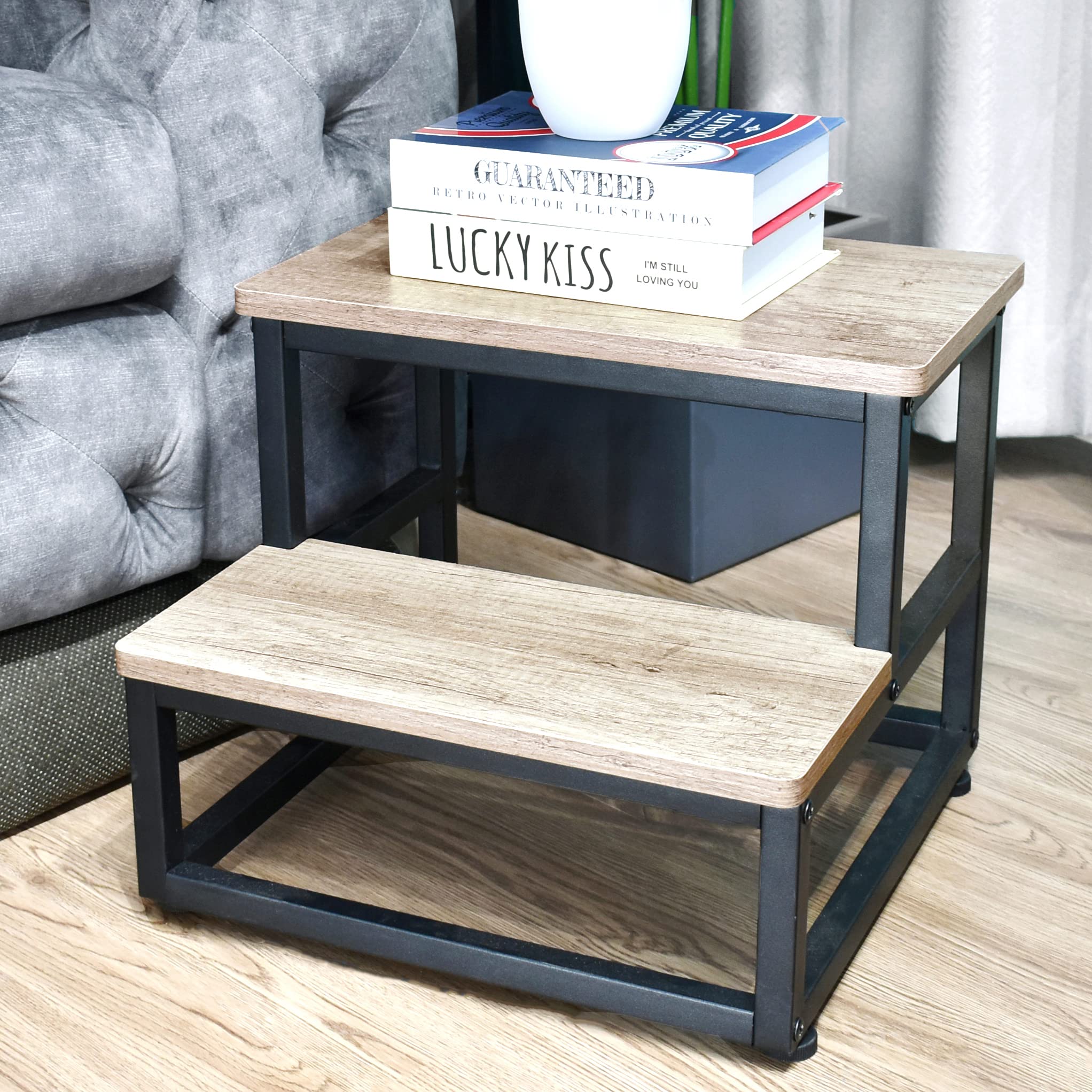 SZLHANJZ step stool beige bedside setup supports safe bed access.