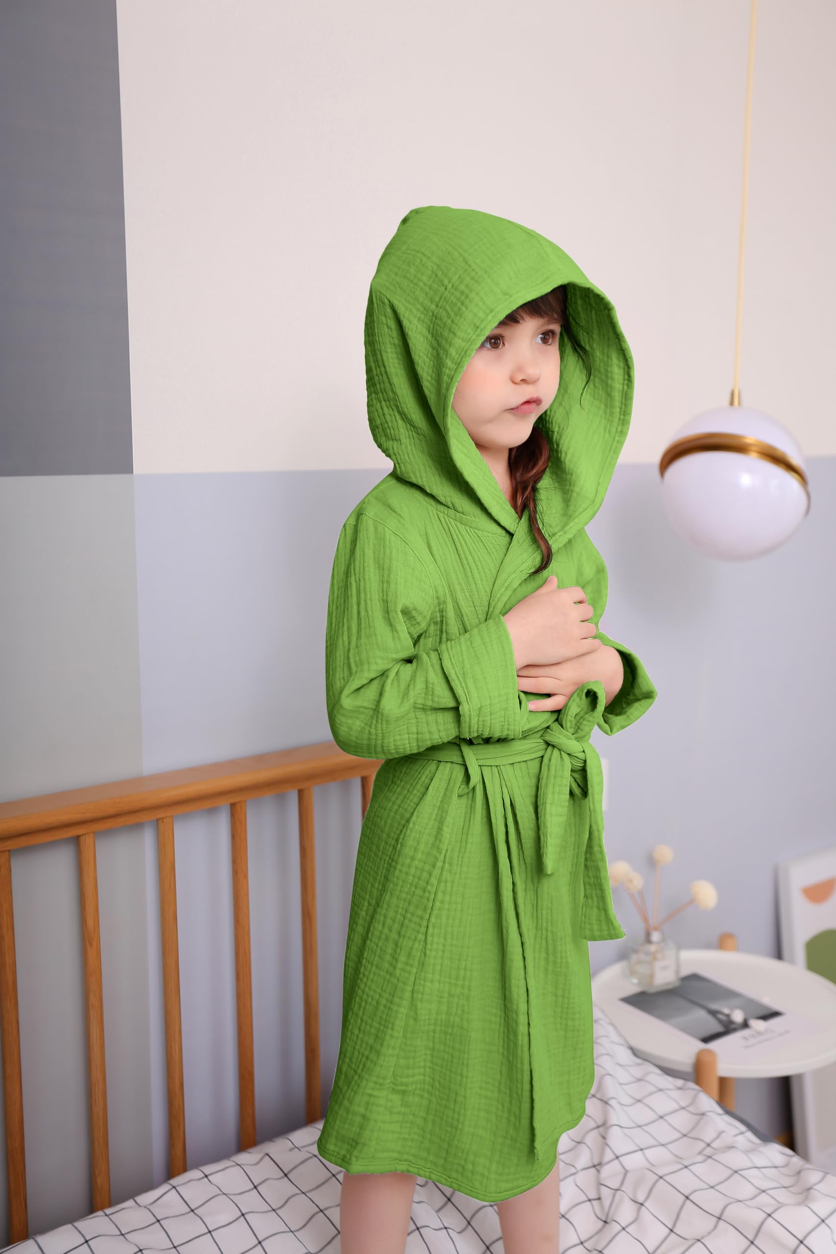 TADO MUSLIN hooded bathrobe with detachable waist tie for secure fit.