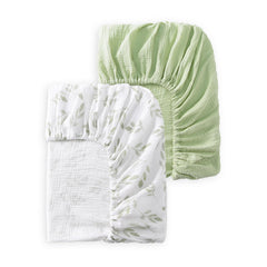 TADO MUSLIN leaves-pattern crib sheet close-up; breathable, baby-friendly sleep