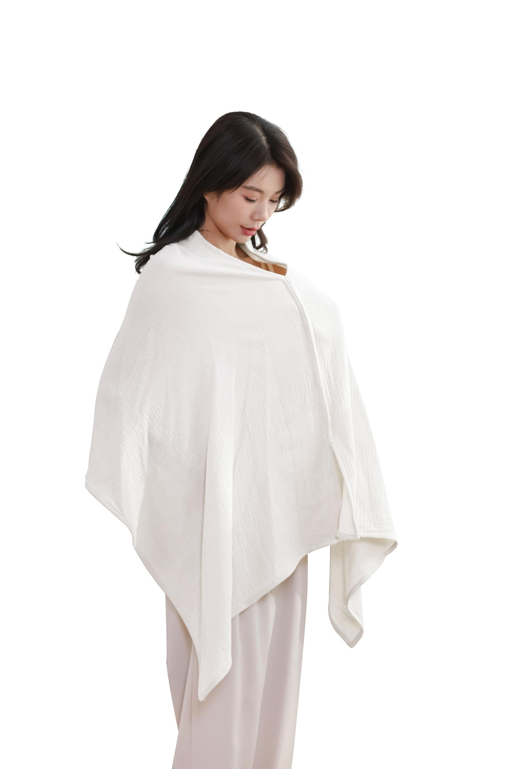 TADO MUSLIN shopping cart cover provides a soft barrier and comfort.