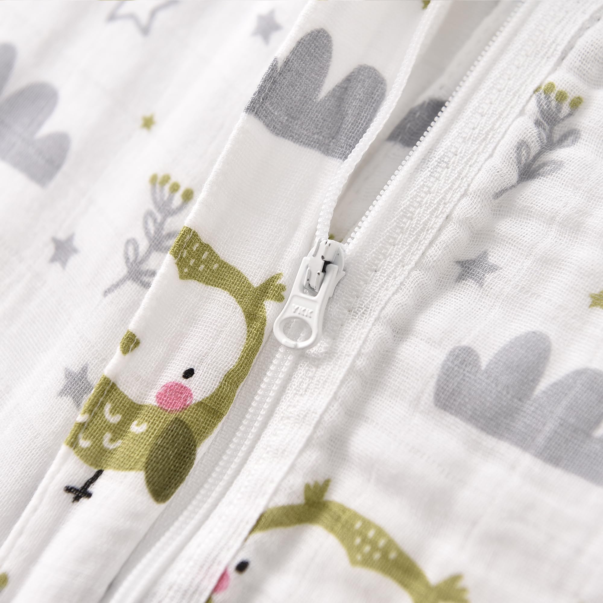 TADO MUSLIN Organic cotton muslin fabric closeup emphasizes natural comfort.