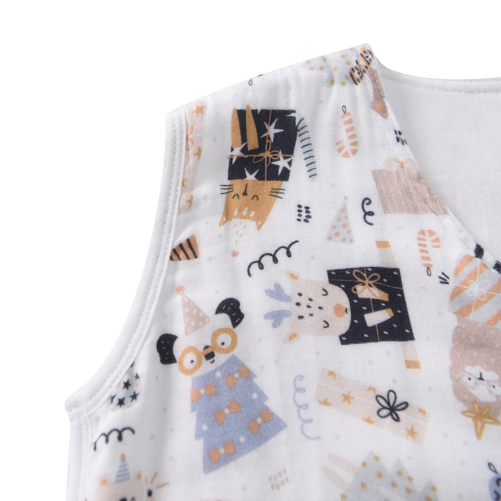 TADO MUSLIN uses 100% organic cotton muslin.