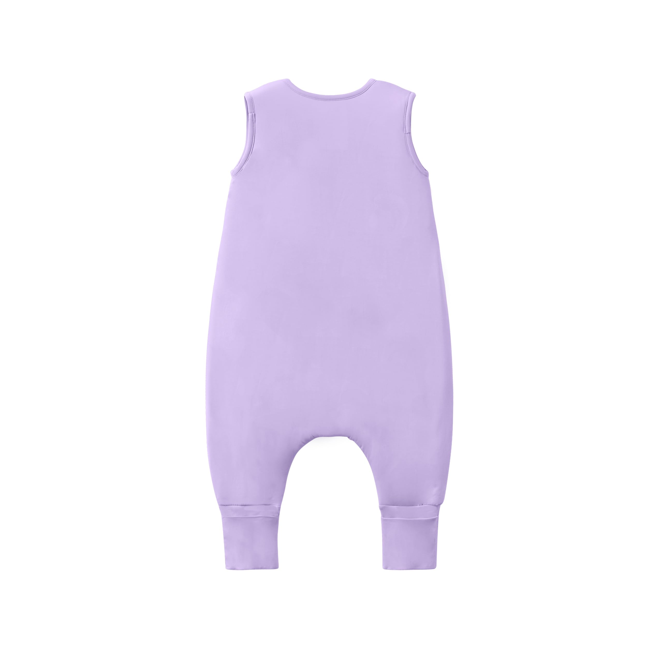 TADO MUSLIN 2-way zipper sleep sack enables quick night changes.