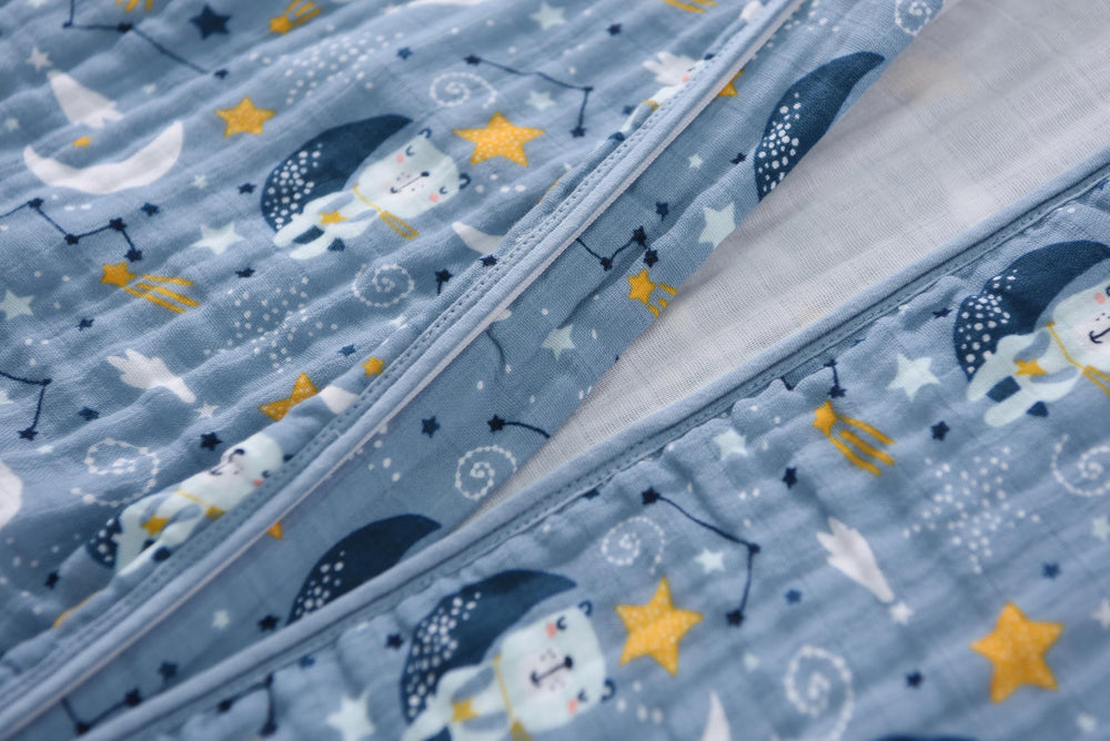 TADO MUSLIN sleep sack blue bear cozy night-time use scene