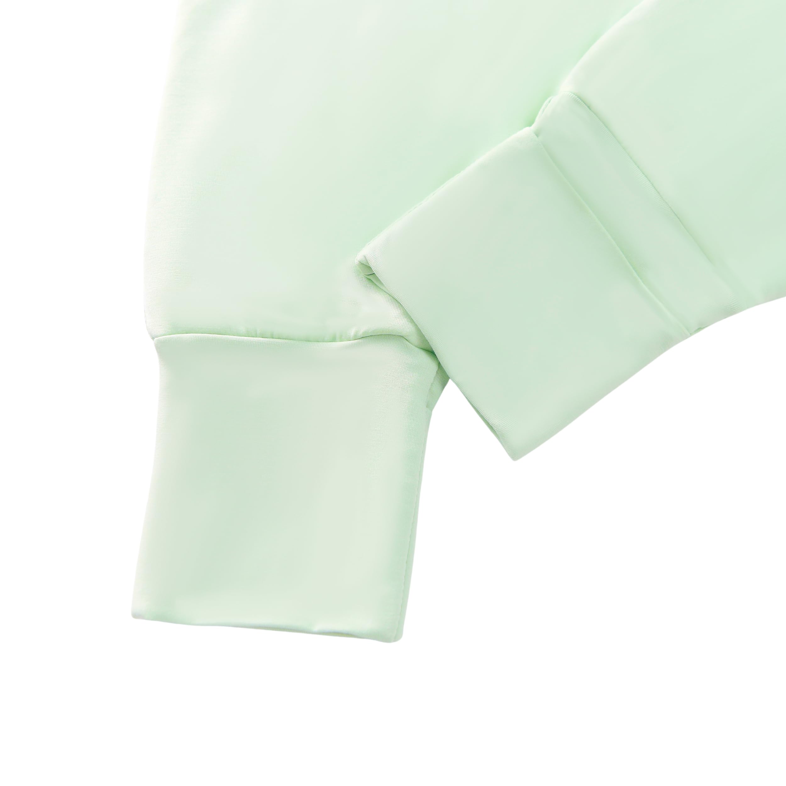 TADO MUSLIN sleep sack legs-open design supports standing and gentle walking.