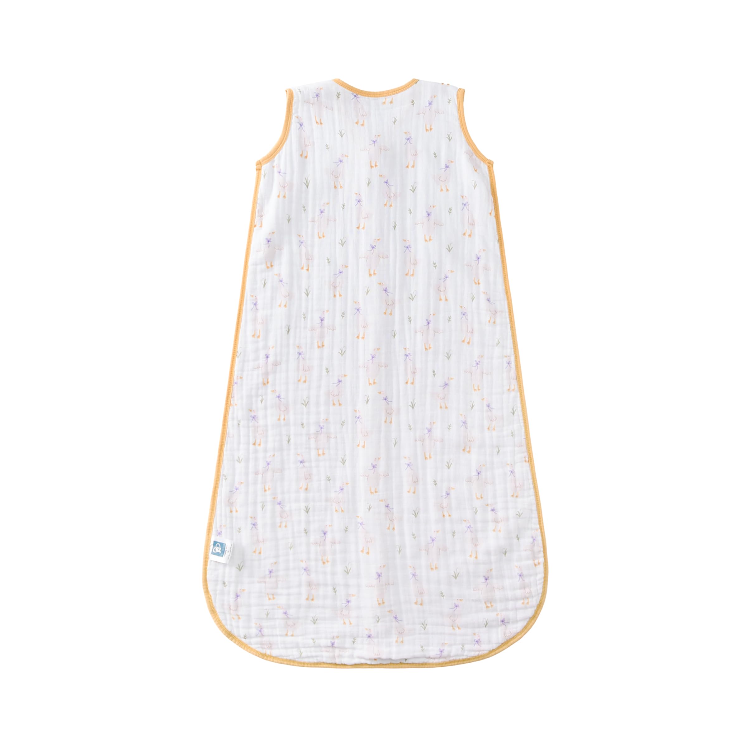 TADO MUSLIN machine-washable design simplifies care after nights