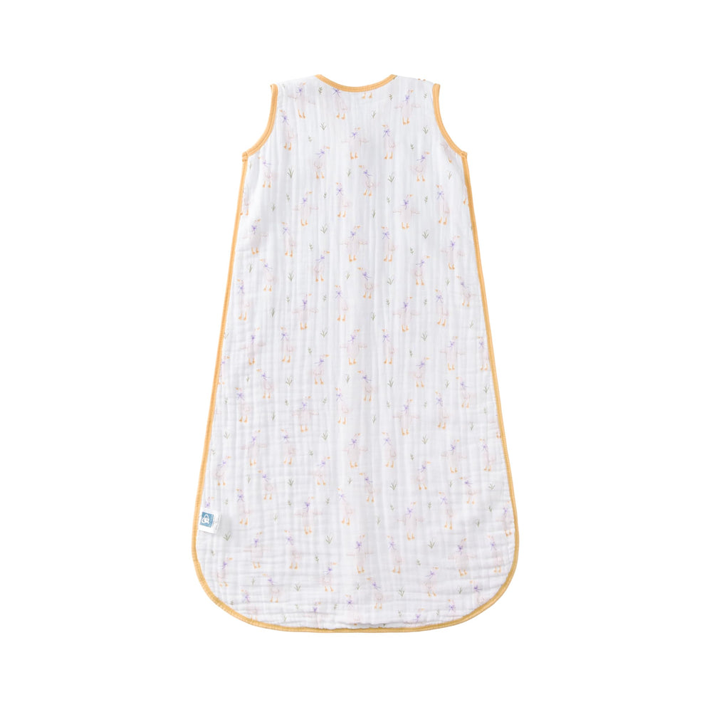 TADO MUSLIN machine-washable design simplifies care after nights