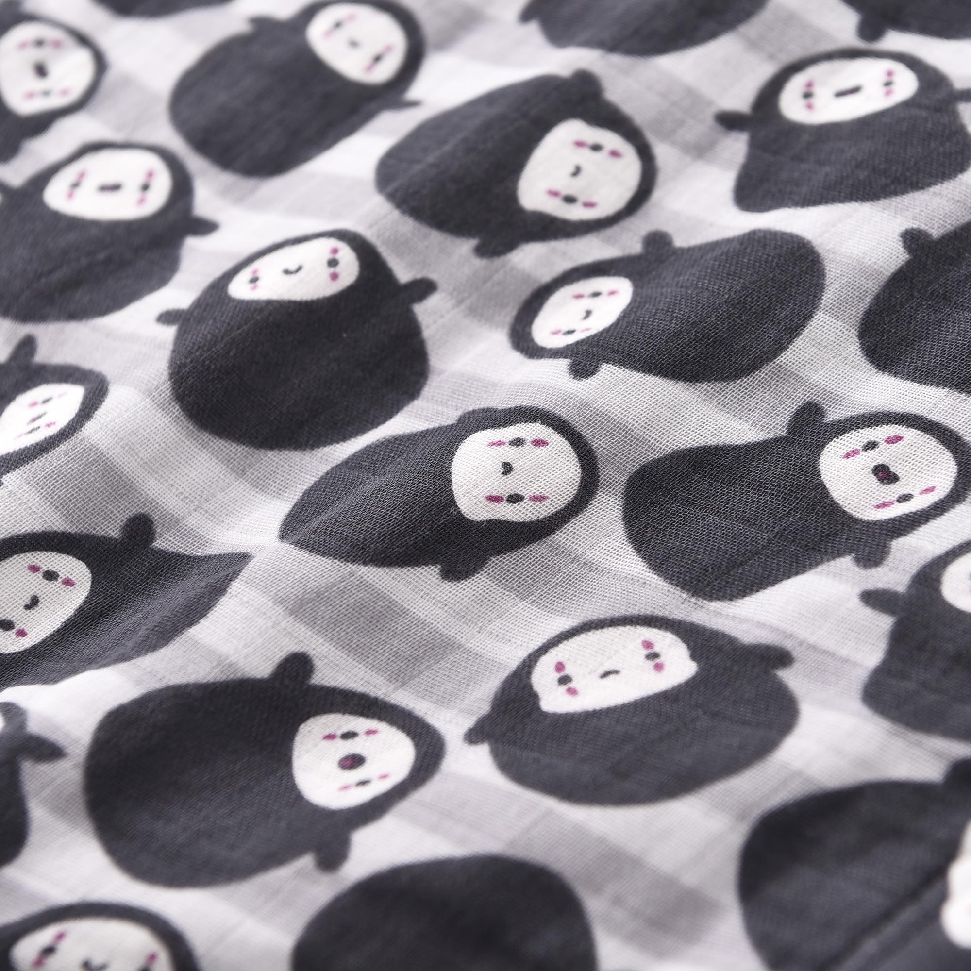 TADO MUSLIN sleep sack size 2T-4T label reflects roomy fit for growing legs.