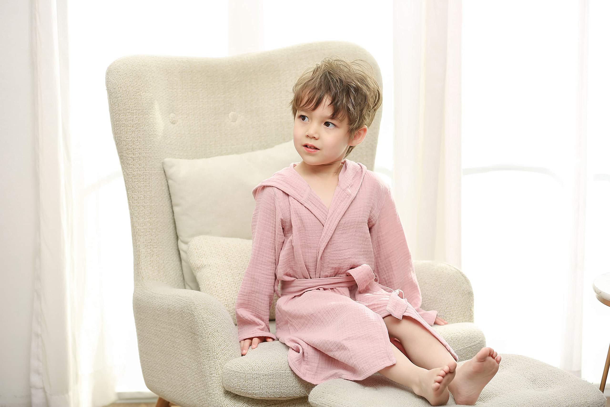 TADO MUSLIN 2-4T pink robe laid flat for accurate toddler sizing