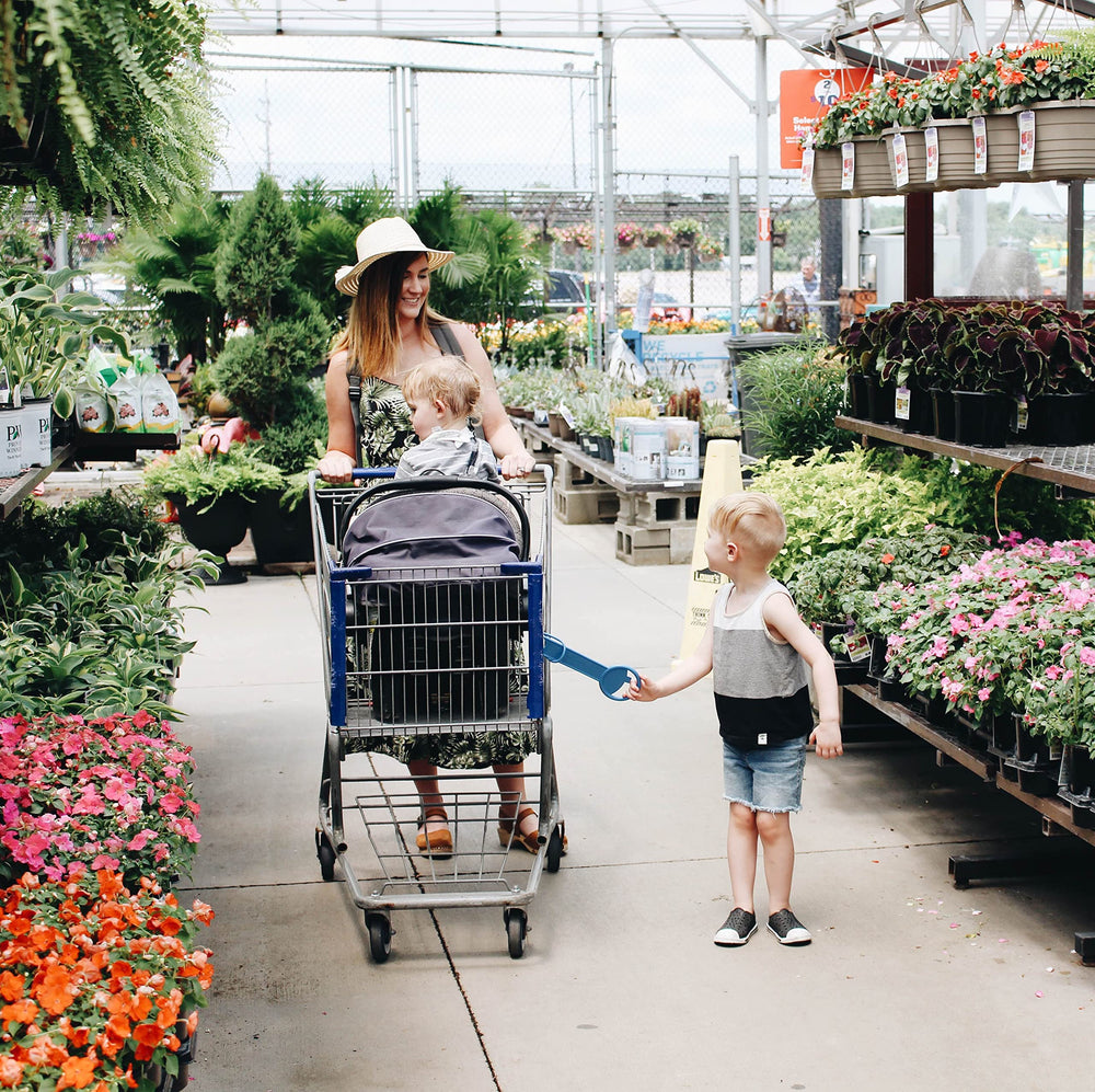 TagalongKids tagalong-kid-independent-travel fosters independent exploration while staying within reach