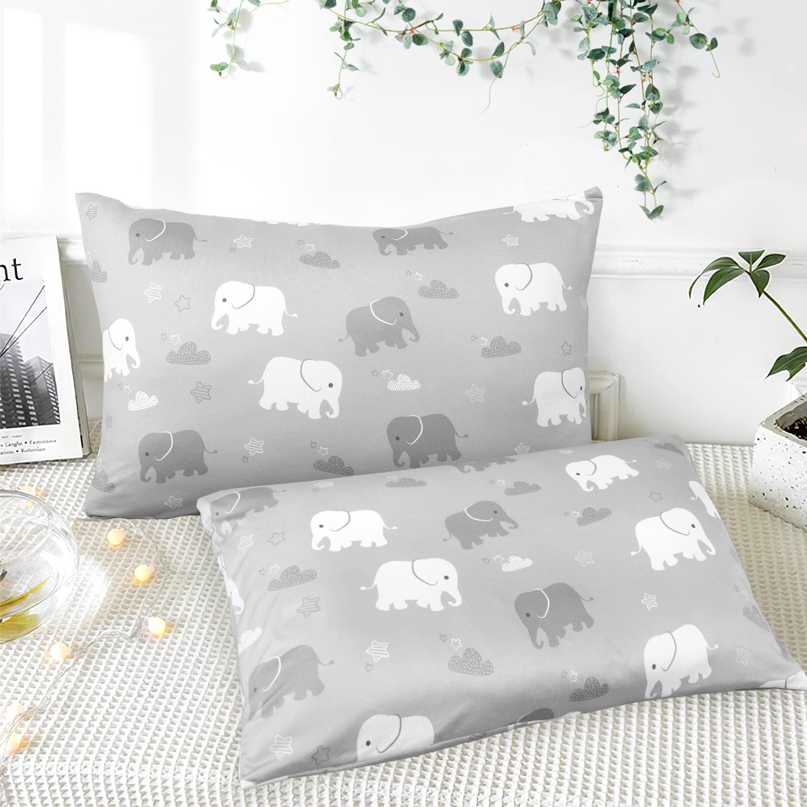 TANOFAR envelope-closure pillowcase for easy pillow insert and removal.