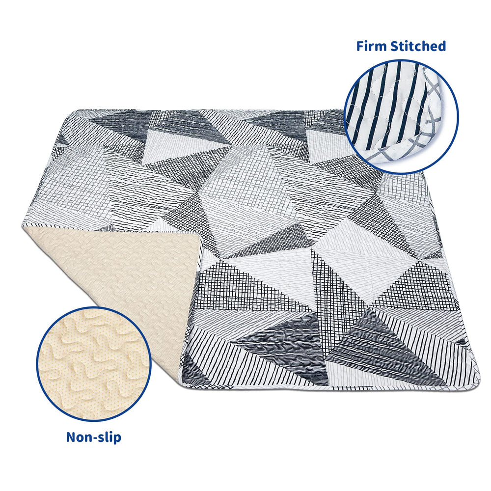 TANOSHII foldable design for easy storage and travel.