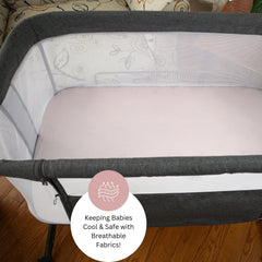 Tansy Panda 360-degree elastic bassinet sheets ensure a smooth, secure fit.