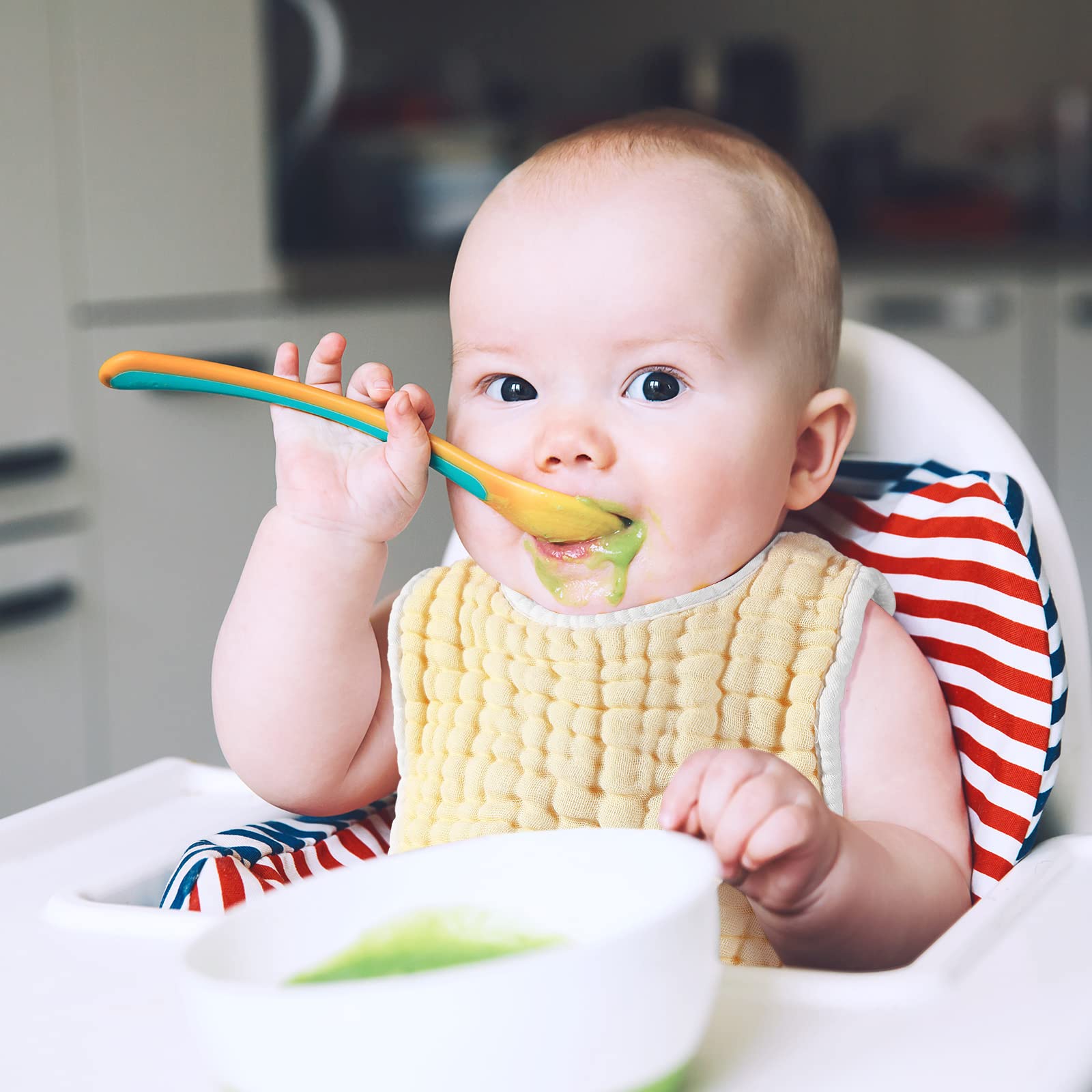 Tatuo gift-ready bib set ideal for baby showers.