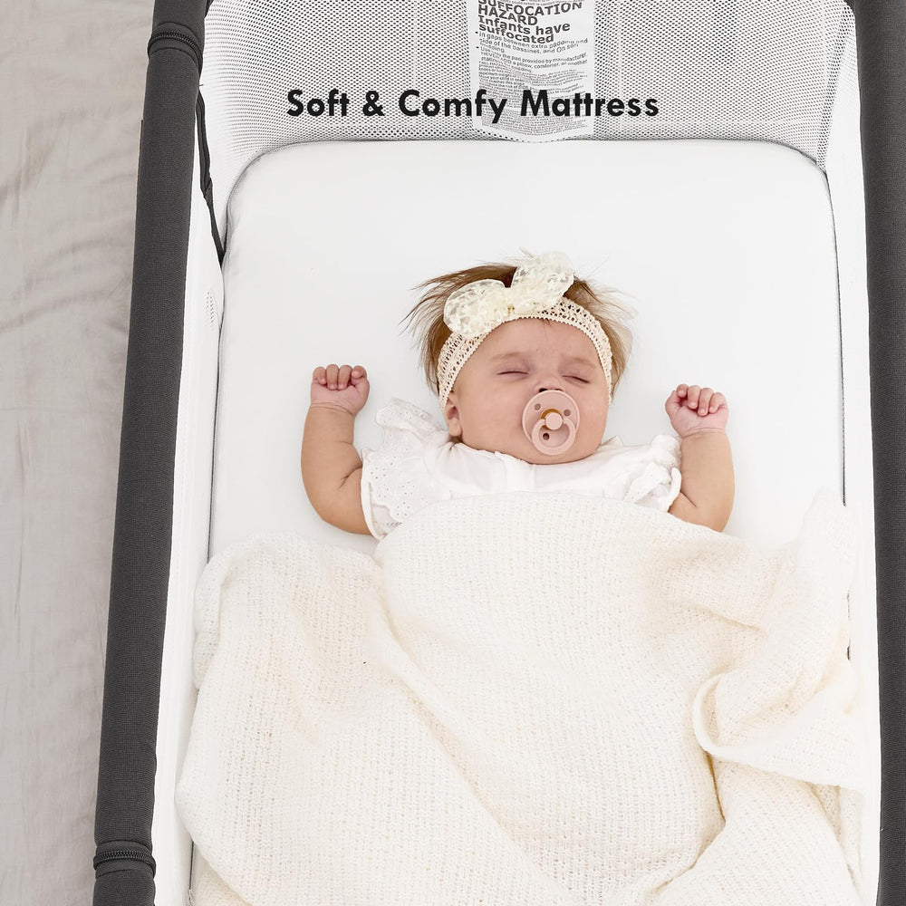 Taylengrow Baby bassinet breathable-mesh highlights clear visibility and airflow.