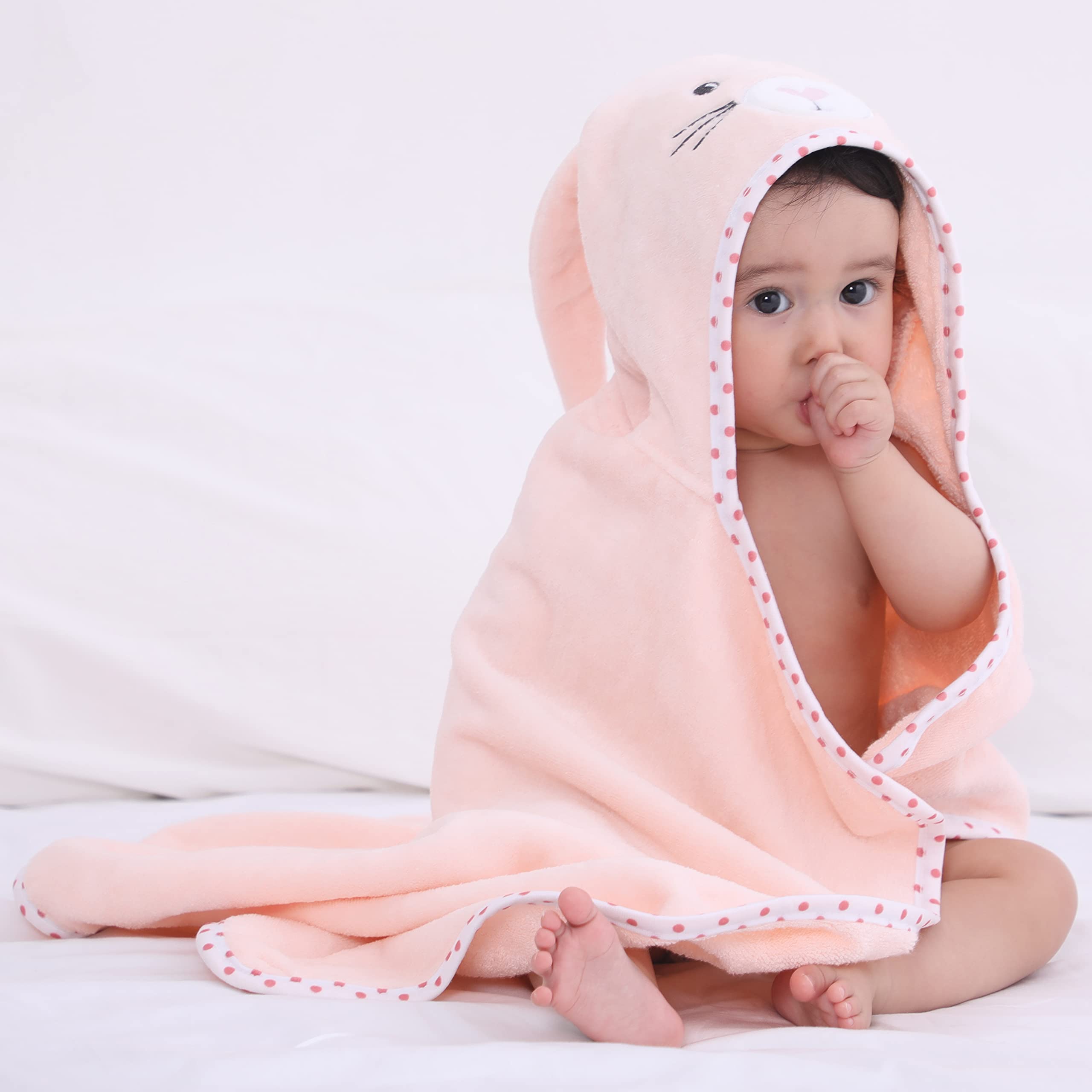 TBEZY Hooded Towel Eco-friendly long-staple cotton supports sustainable baby care.