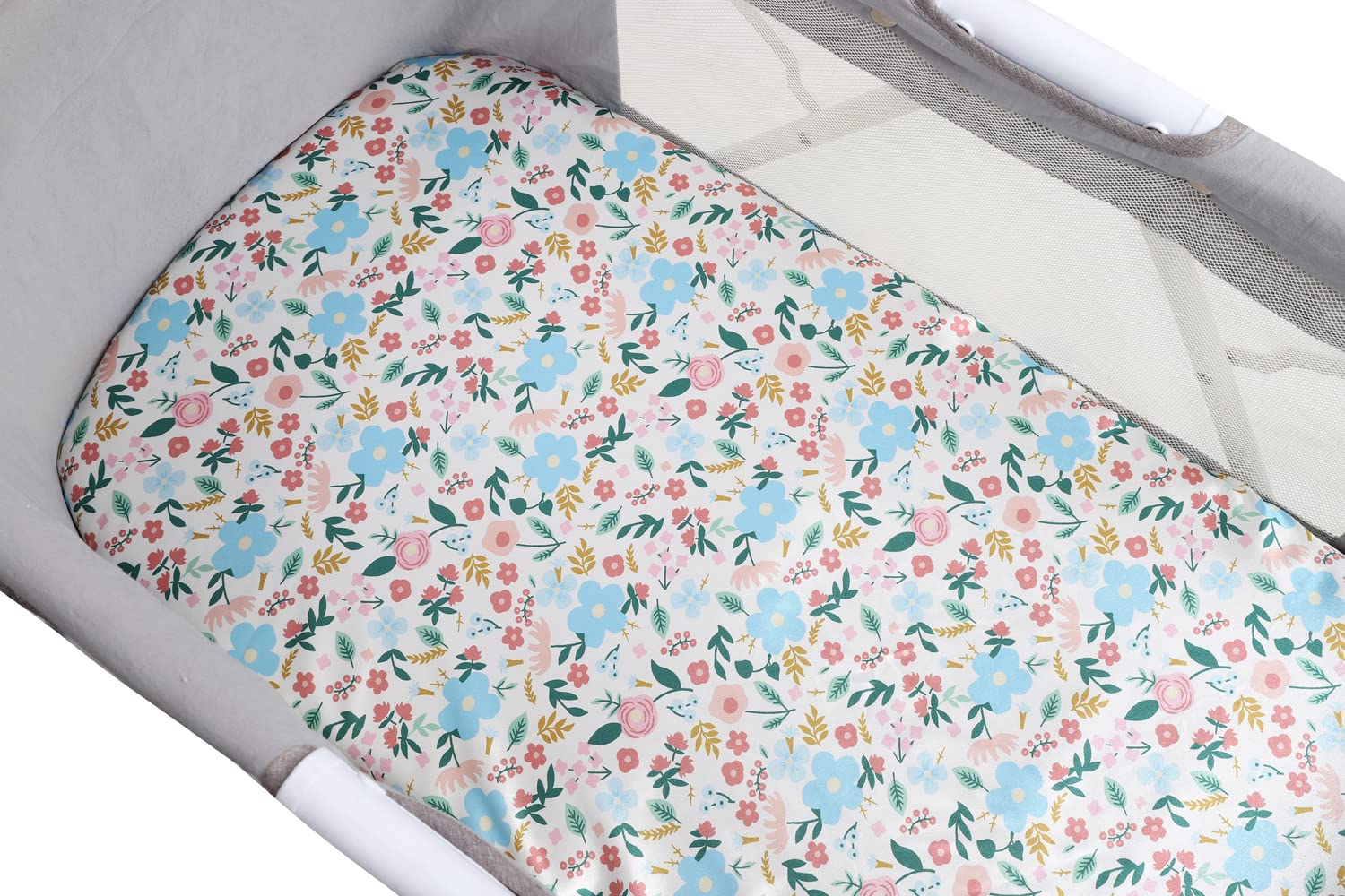 Tcmyyund satin sheet keeps baby hair smooth and reduces friction.