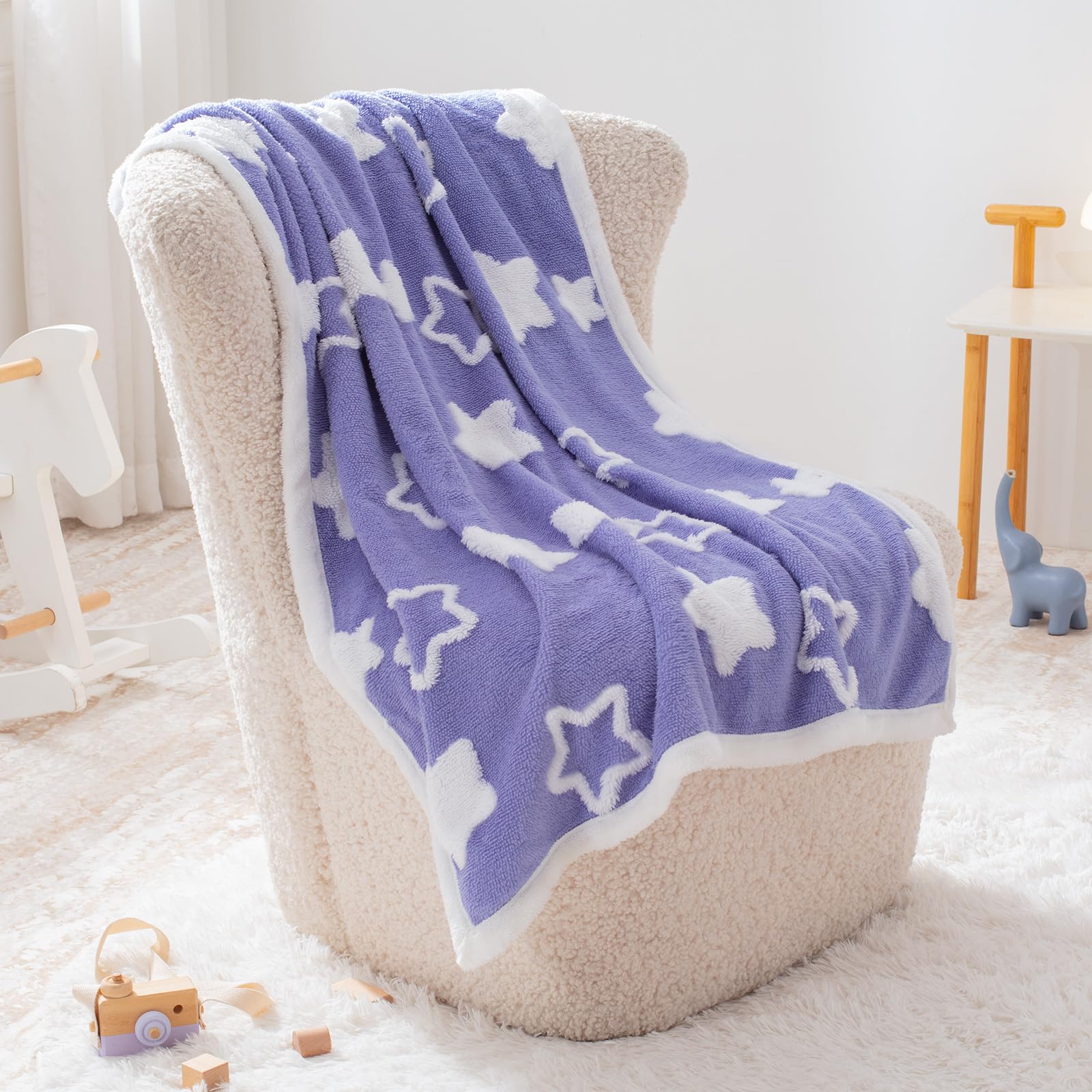TCOYIWL nursery decor-friendly blanket enhances cozy ambience.