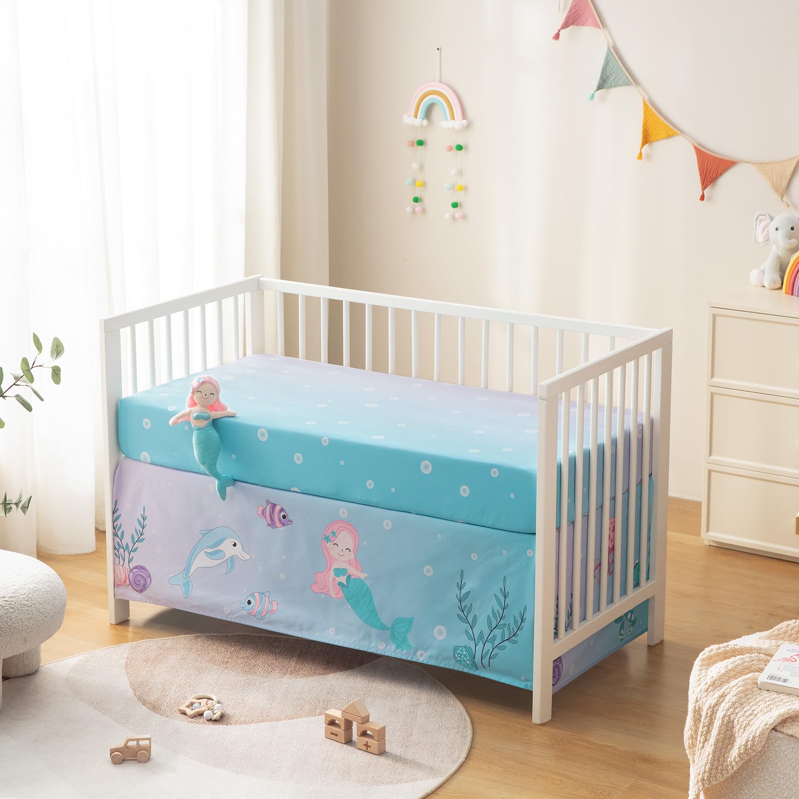 TCOYIWL machine-washable design keeps colors soft and plush after multiple washes.