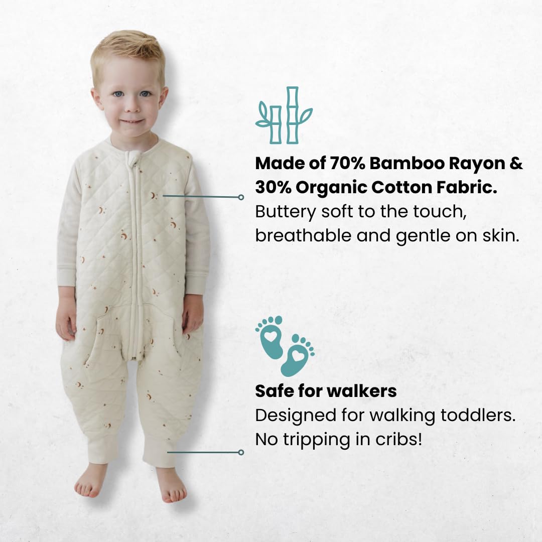 Tealbee Dreamsuit walker sleep bag shows open feet design to prevent tangling.