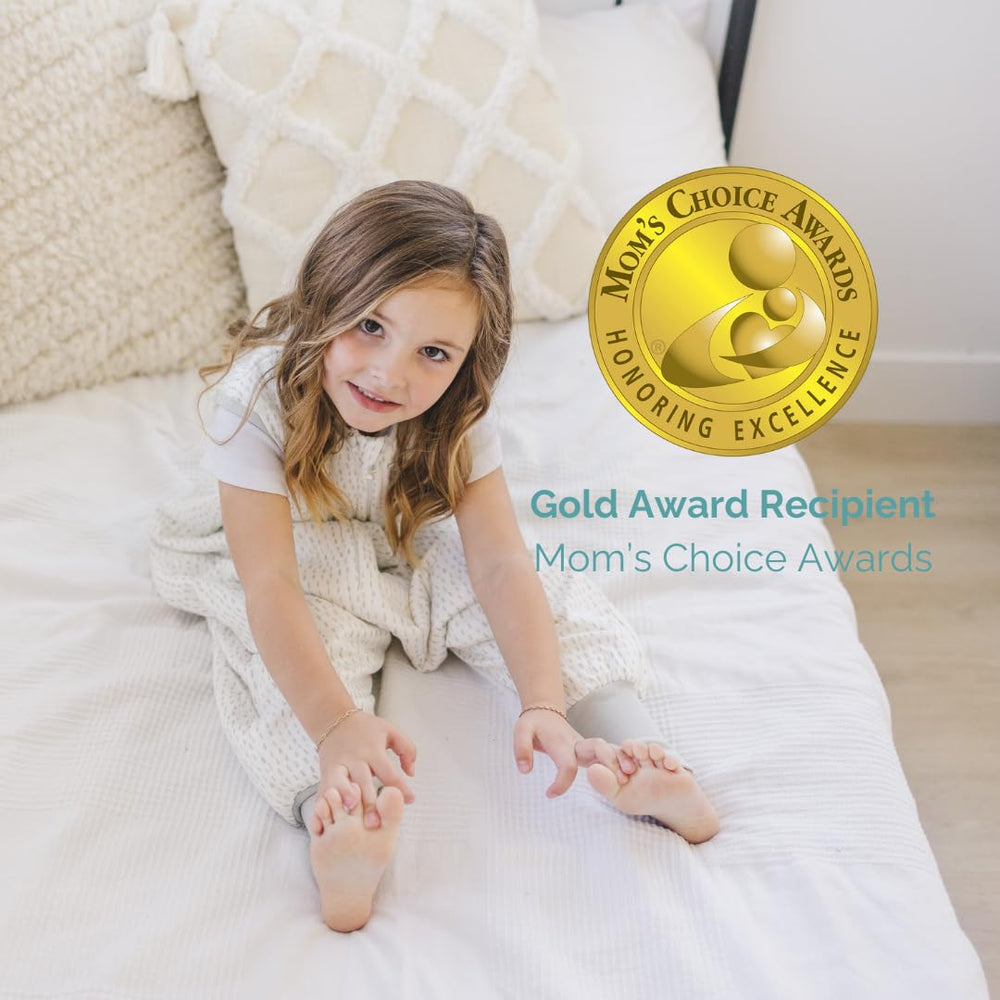 Tealbee Dreamsuit Mom's Choice Gold Award badge indicates trusted quality.