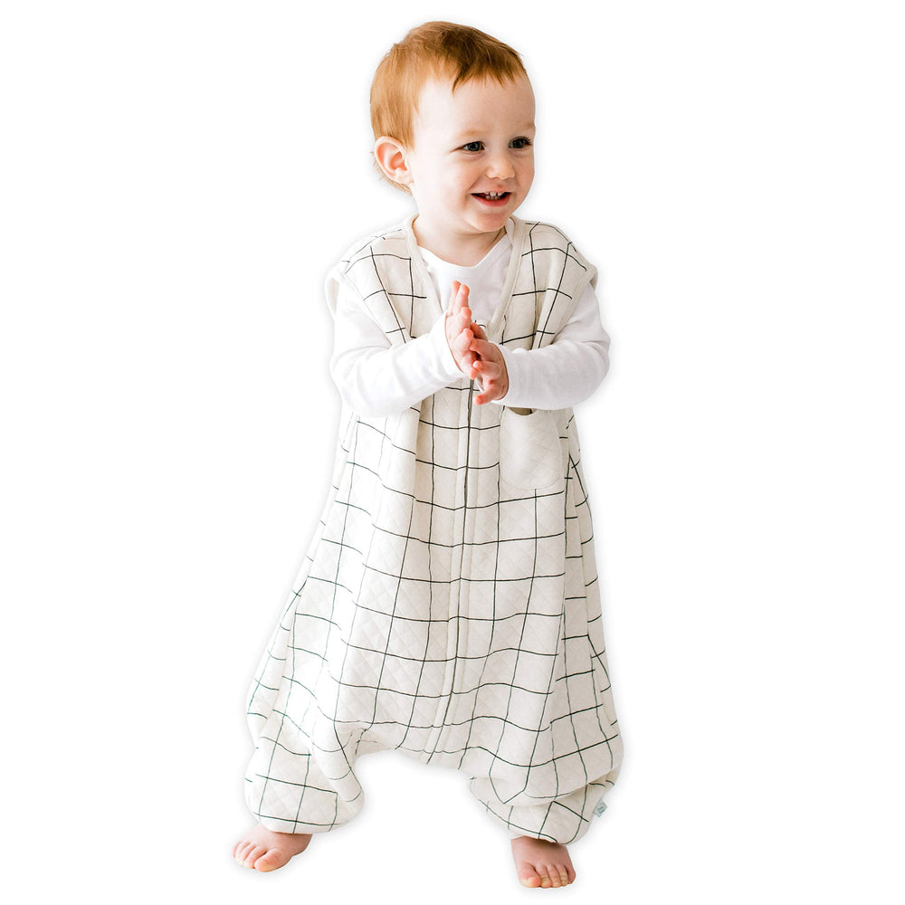 Tealbee Dreamsuit sleep sack with feet offers freedom of movement for walking toddlers.