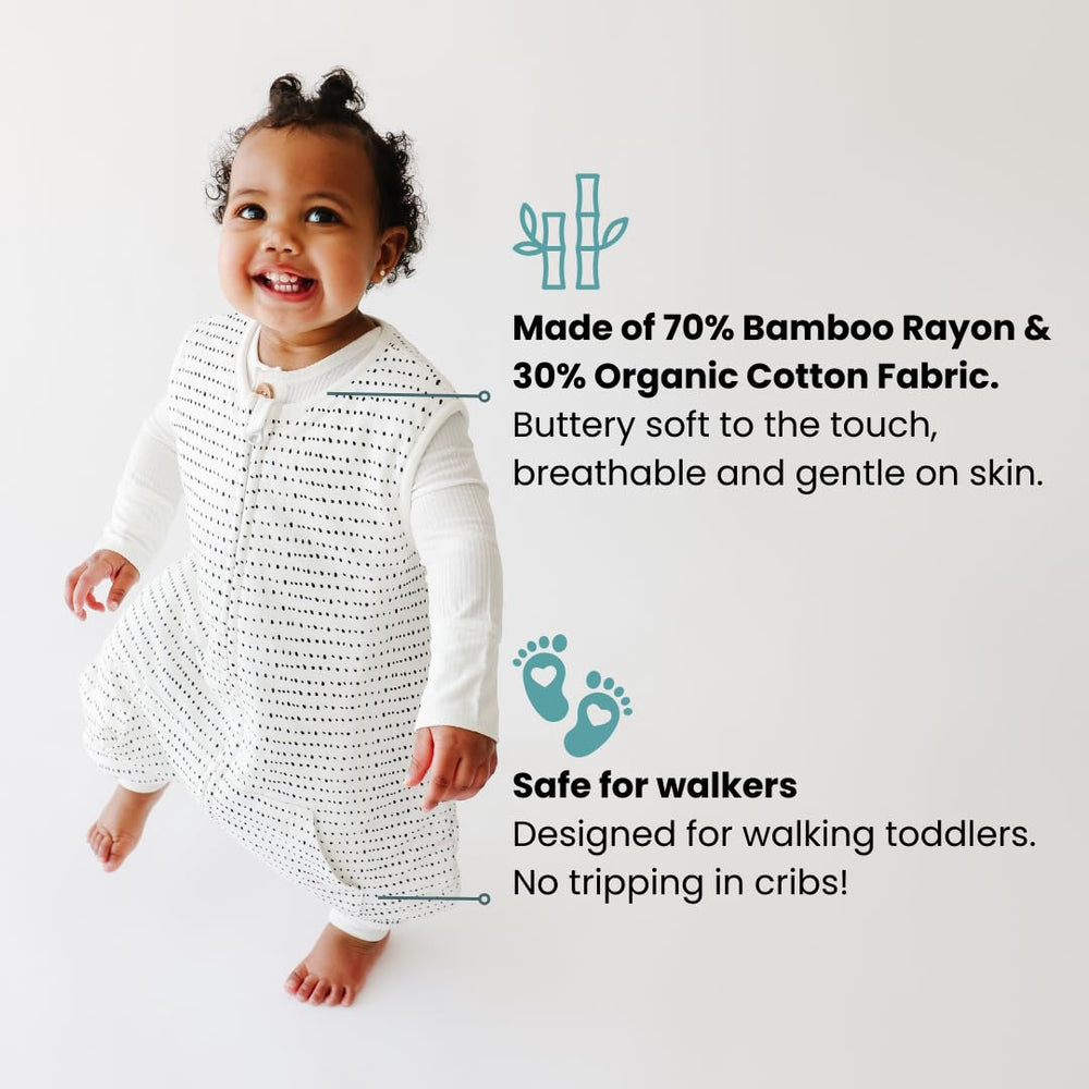 Tealbee Dreamsuit zipper closeup highlights easy changes and safe zipper access