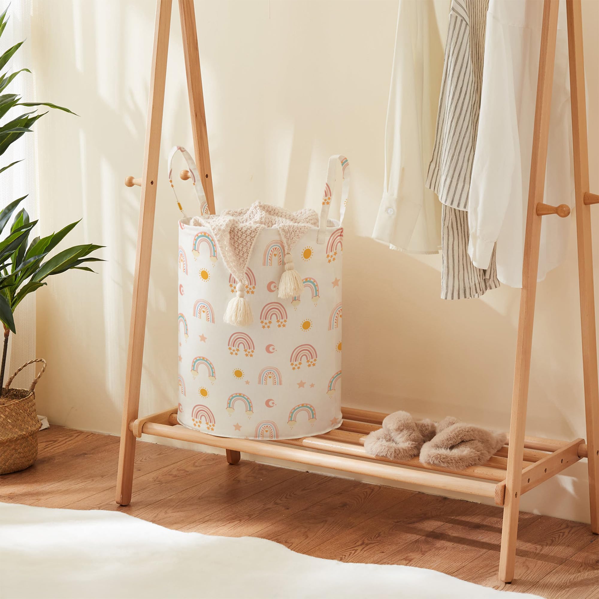 TECHMILLY collapsible laundry hamper long-handled for easy transport and portability.