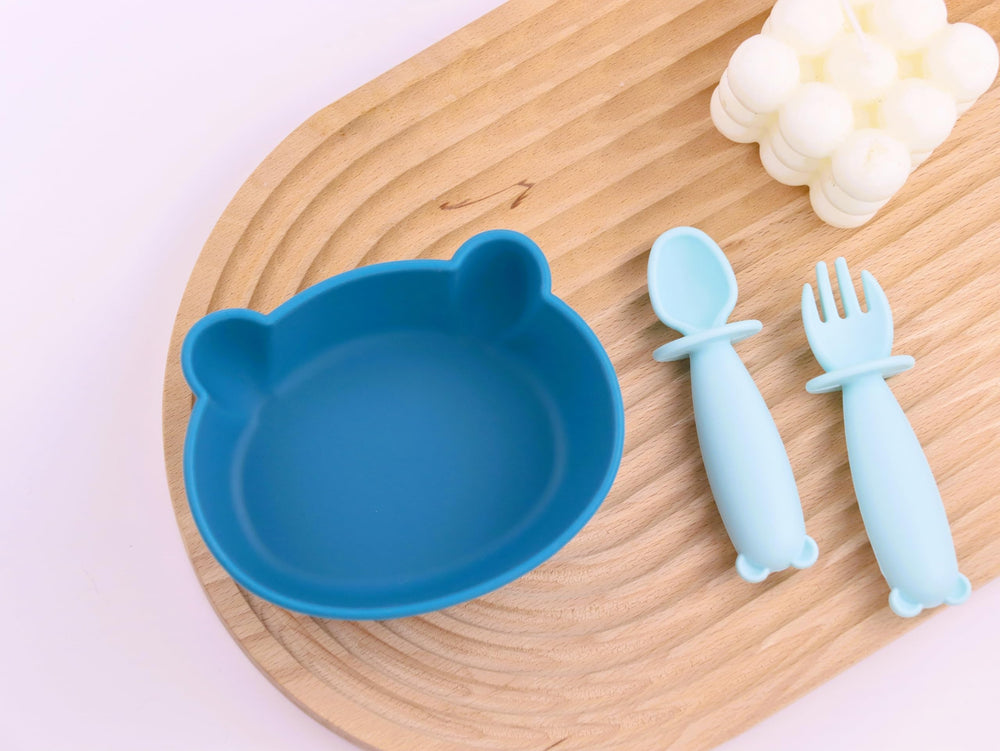 teensy peepsy spoon soft silicone gentle on gums aids self-feeding