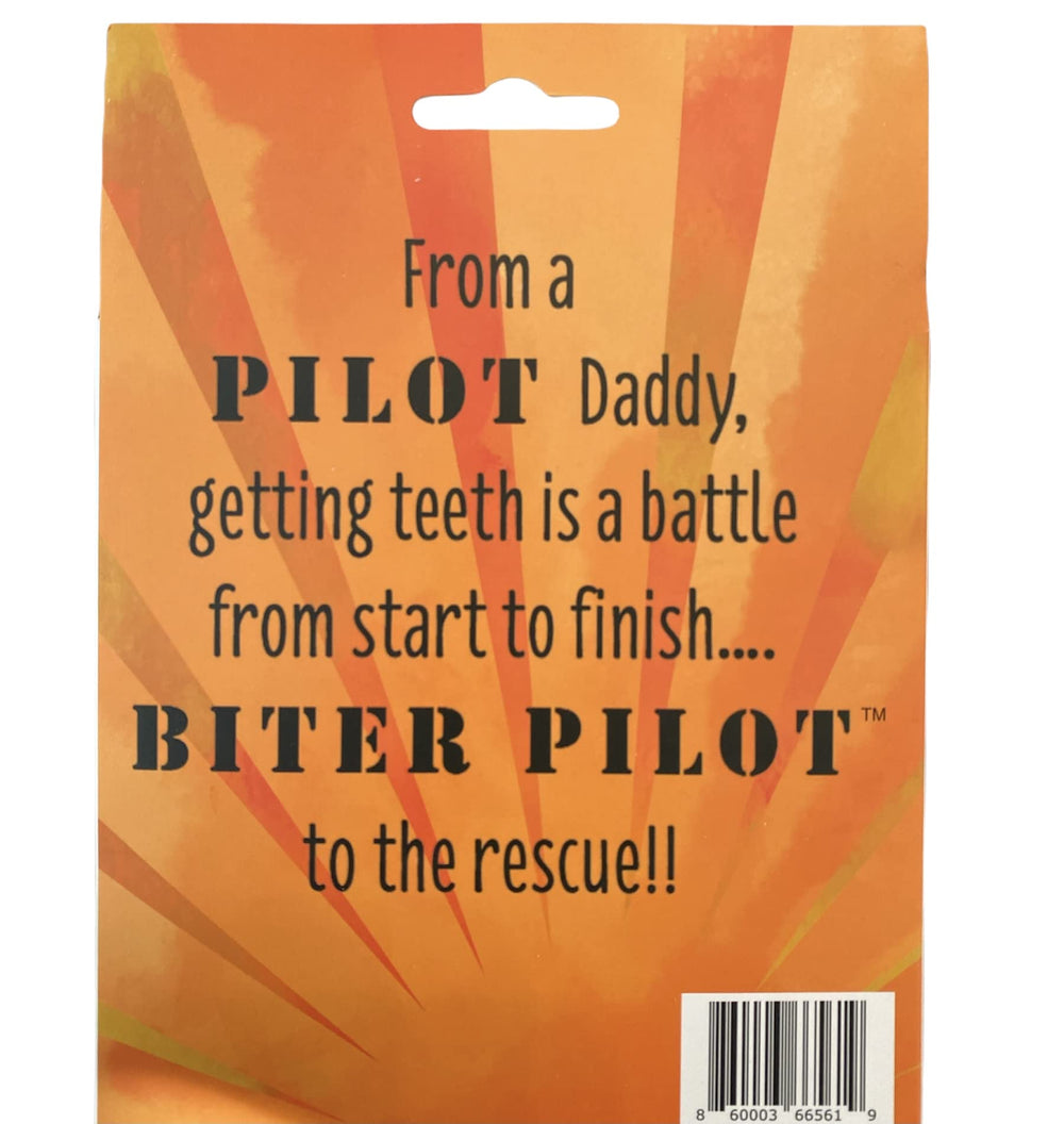 TOPGUM Biter Pilot natural Havea rubber close-up showcases safety material.
