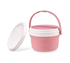 Tegion No Spill container handle promoting mess-free independent snacking for toddlers.