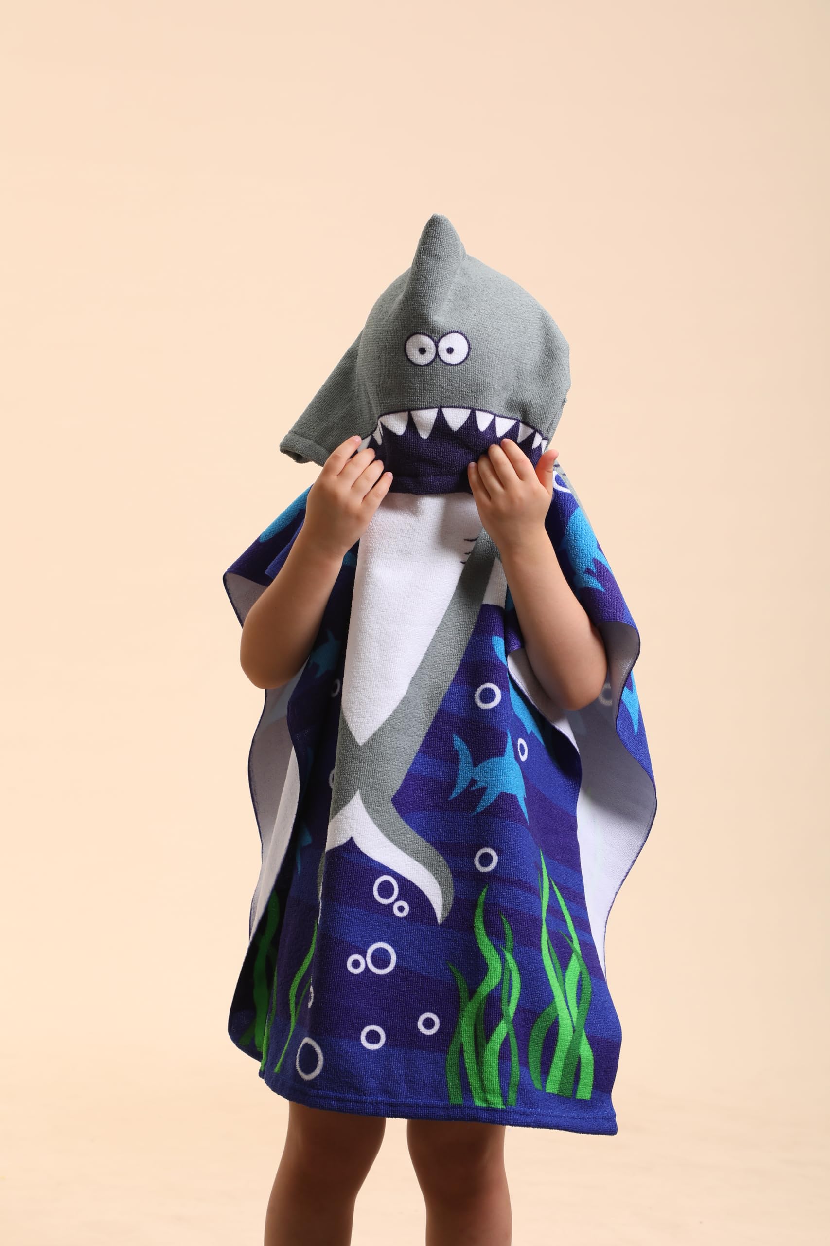 TEHALK Easy-Clean Machine-Washable - Simple care to keep colors bright after trips.