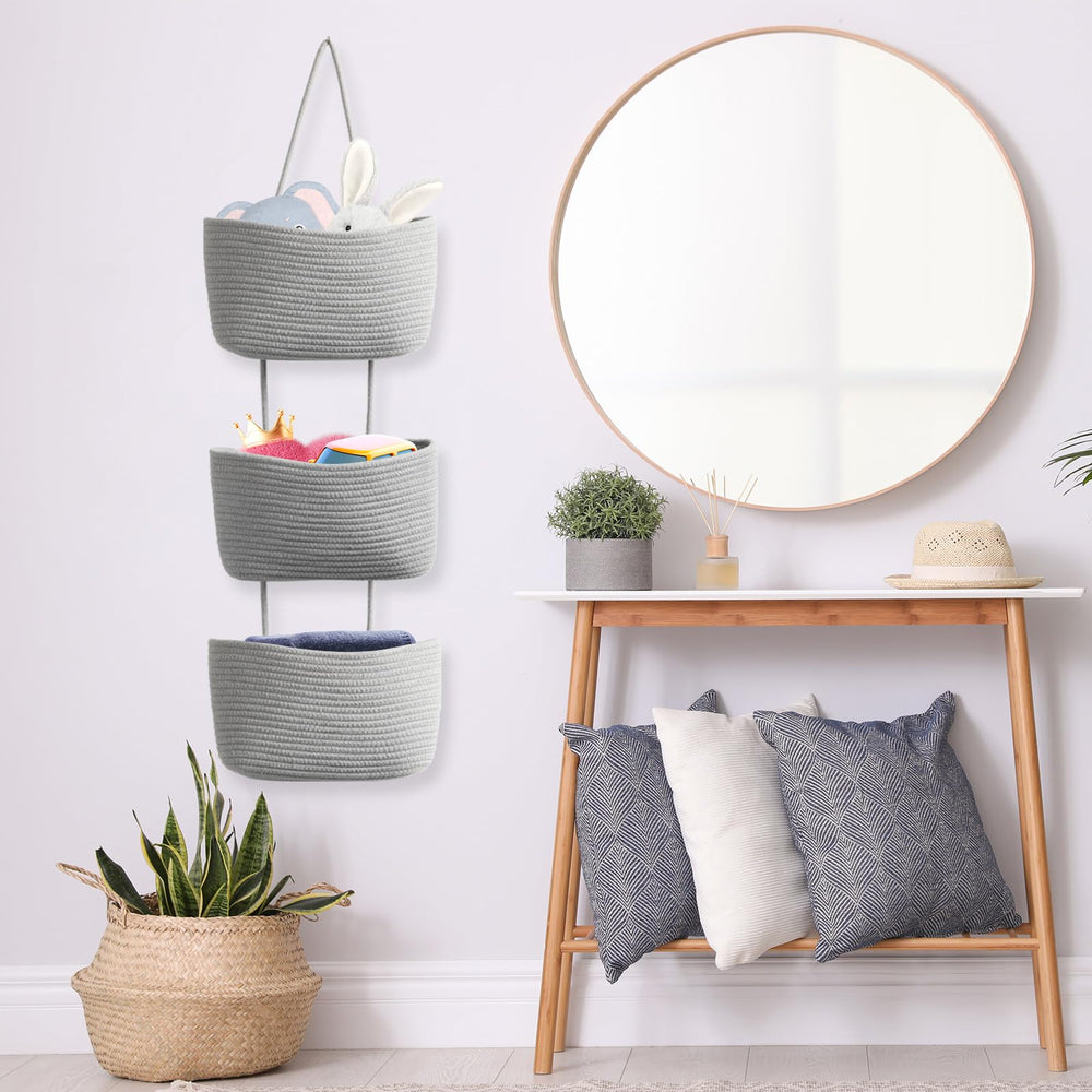 TeoKJ cosmetics daily-use organization in bathroom or vanity