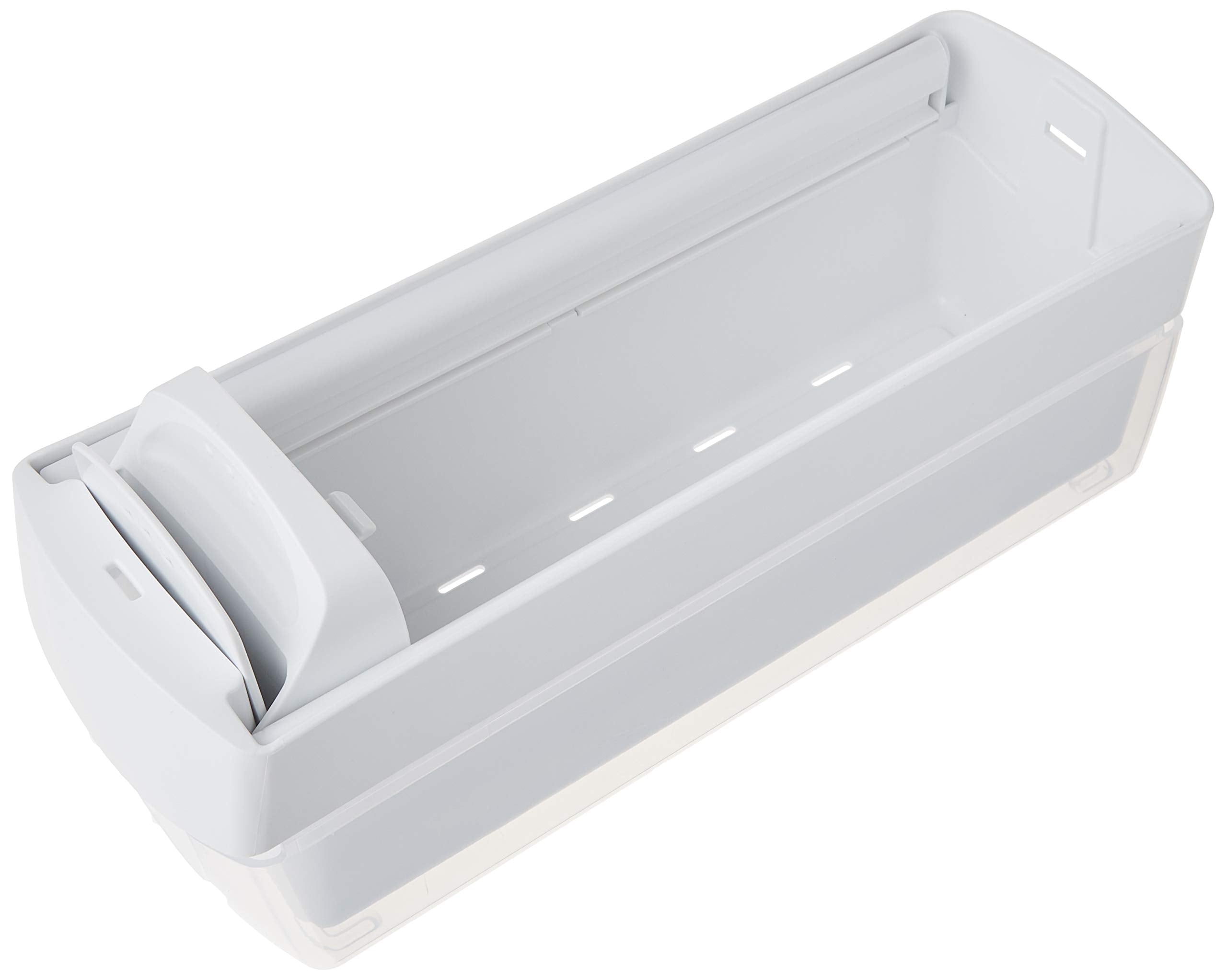 The First Years Breastflow Freezer Organizer with snap-on lid closed to prevent loss.