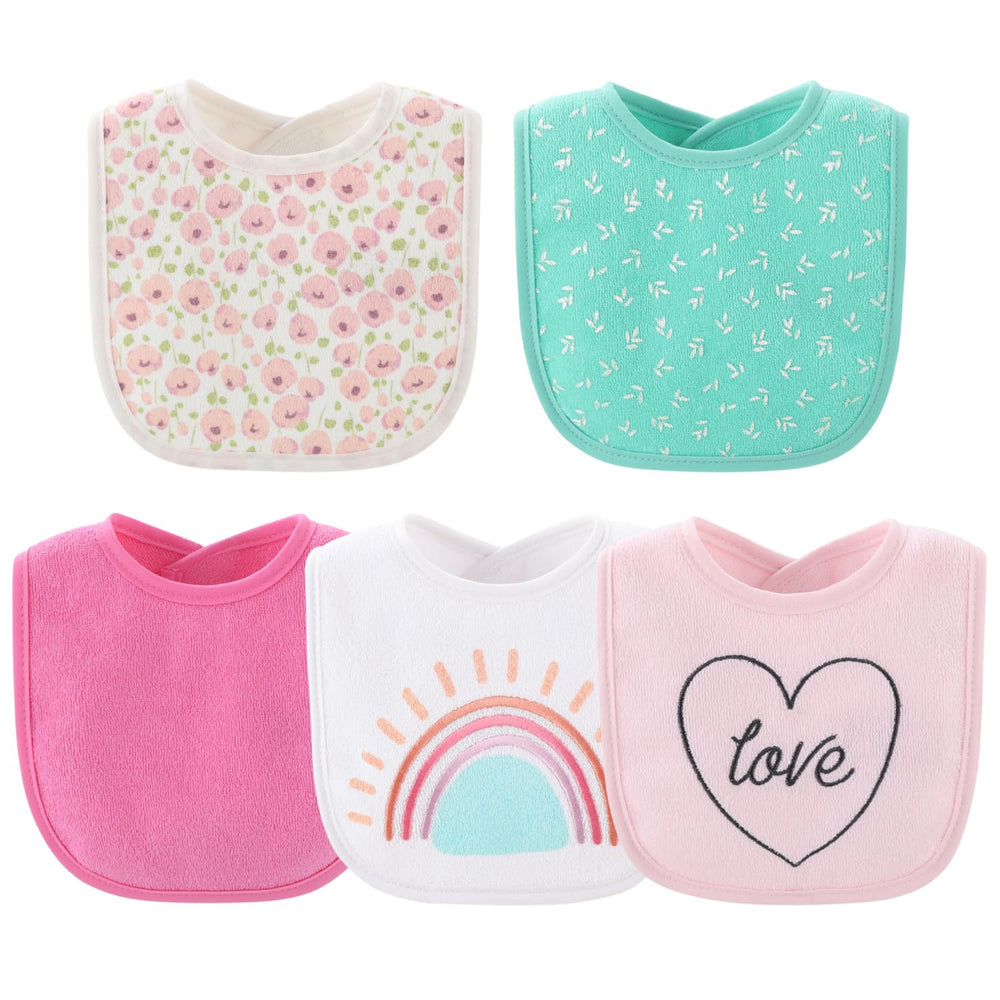 The Peanutshell adjustable bib fastener fits newborns to toddlers for a secure stay.