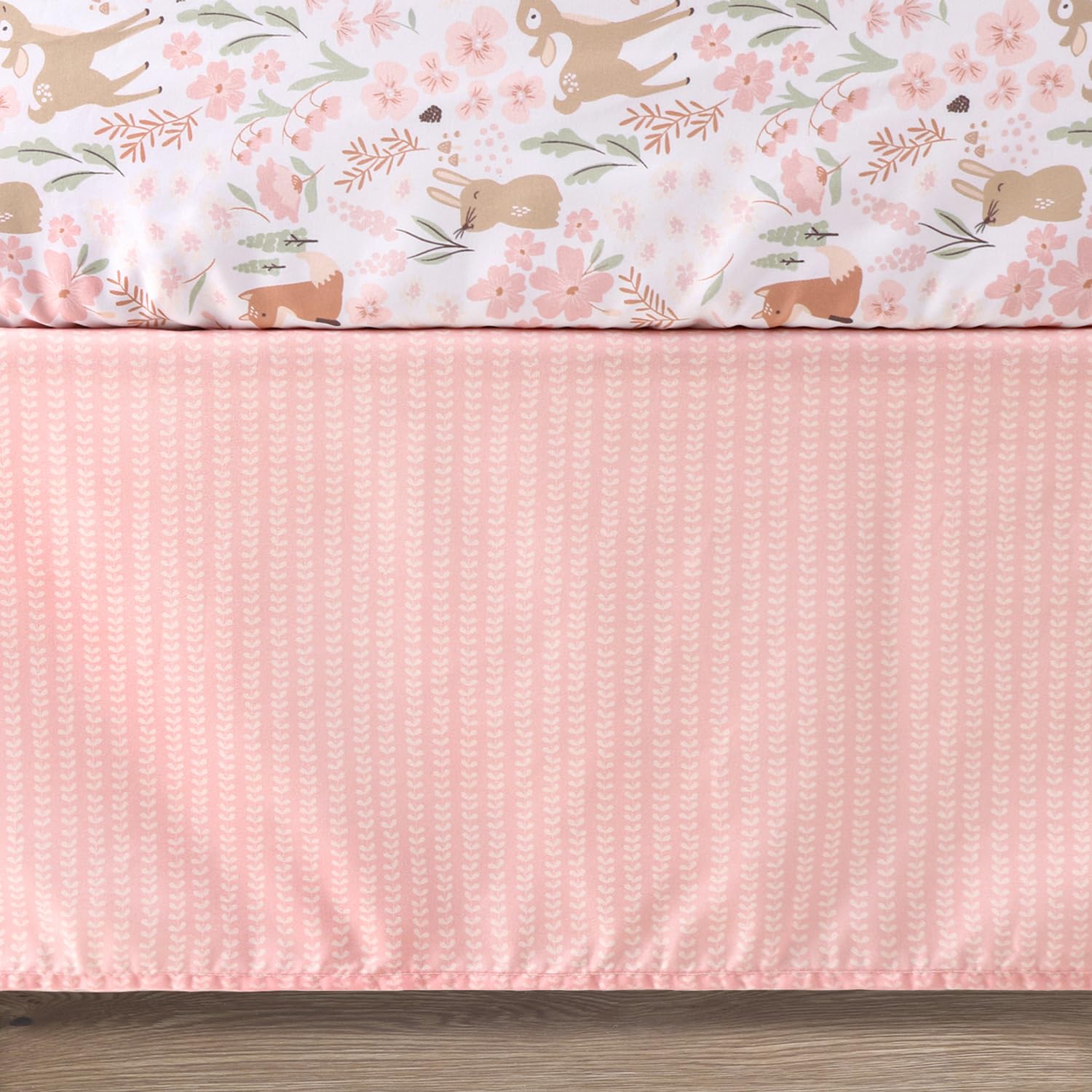 The Peanutshell Fairytale Forest woodland-animals closeup reveals charming details.