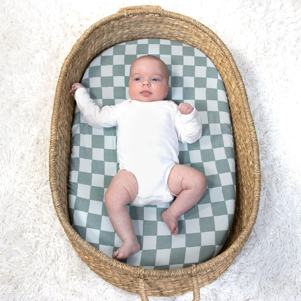 The Peanutshell nursery-style sheets add coordinated, stylish bedding to any crib or Halo bassinet.