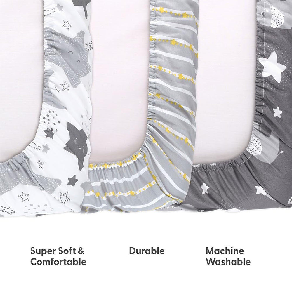 The Peanutshell playard mattress sheet fits 3–5 inch deep mattresses securely.